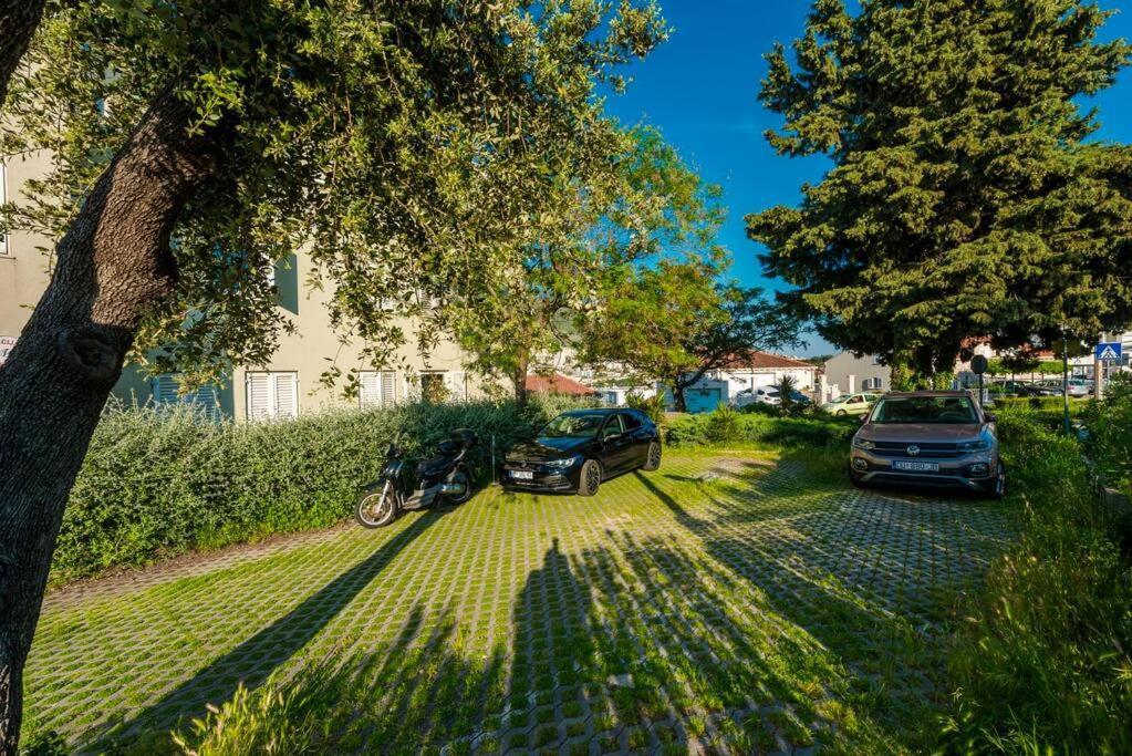 Apartment Kate With Free Parking Dubrovnik Exteriör bild