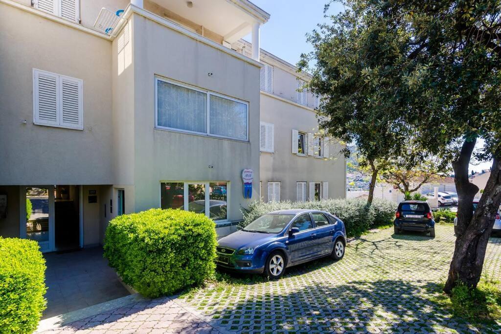 Apartment Kate With Free Parking Dubrovnik Exteriör bild