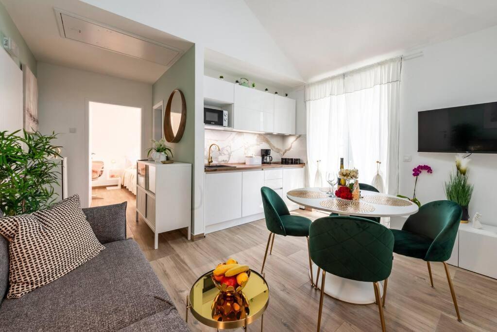 Apartment Kate With Free Parking Dubrovnik Exteriör bild